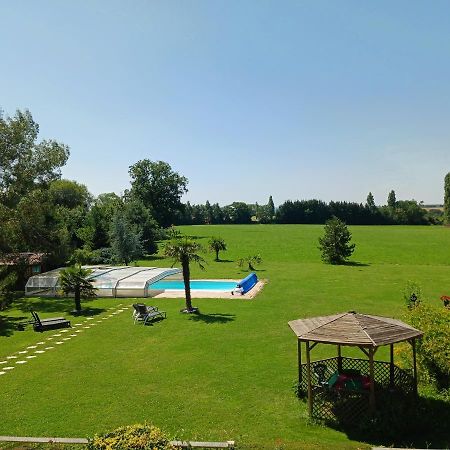 Domaine Du Clos Henri 埃赛 外观 照片
